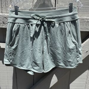 TRAVIS MATHEW MOVEKNIT TIE SHORTS WOMENS Size L Jade Green
